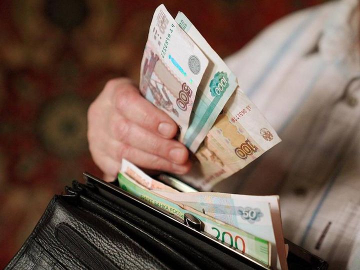 Работникам ряда госучреждений культуры пообещали выплатить задолженность за 2014-15 гг