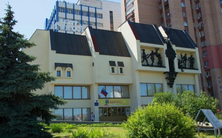 Не только мошенничество: в деле директора Луганского театра кукол нашли новые факты преступления