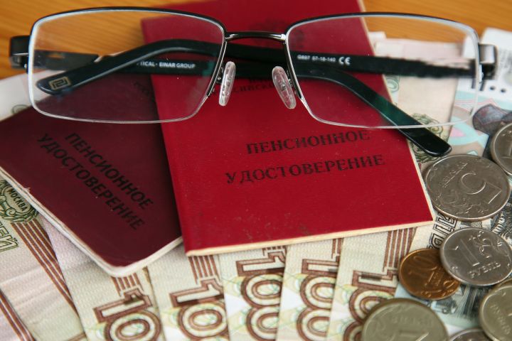 Жители ЛНР могут подать заявление на перерасчёт пенсии онлайн: в Соцфонде разъяснили, как это сделать