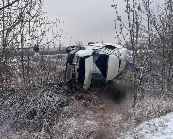 Смерть пассажира и травмирование подростков: наиболее резонансные ДТП, произошедшие в ЛНР за выходные