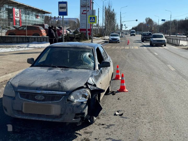 Молодой водитель насмерть сбил пенсионера на «зебре» в Луганске