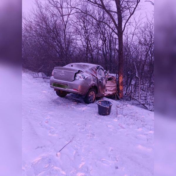 В ЛНР женщина-водитель спровоцировала ДТП, в котором пострадали два человека