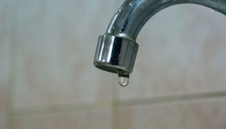 В одном из городов ЛНР часть абонентов экстренно осталась без воды из-за аварии на водоводе