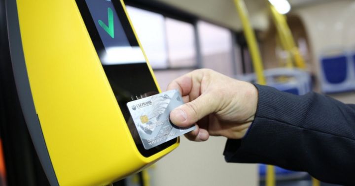 В девяти муниципалитетах ЛНР всё ещё не повысили стоимость проезда в автобусах: в чём причина?