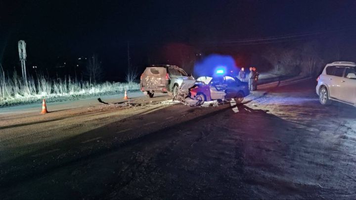В одном из районов ЛНР два авто столкнулись лоб в лоб: пострадали три человека