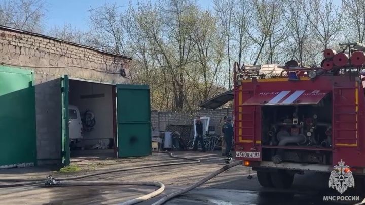 В Луганске потушили загорание на территории больницы