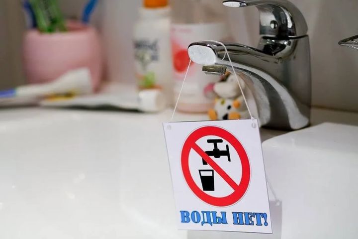 Ряд жителей Луганска снова лишился воды из-за аварии