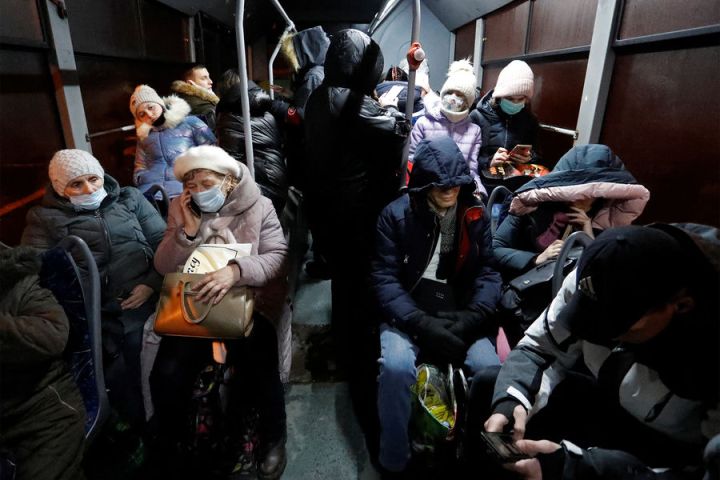 В РФ из Украины, ЛНР и ДНР эвакуировали более 830 тысяч человек с начала спецоперации