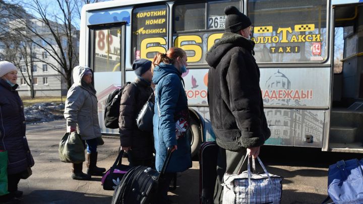 Где искать эвакуированных в ЛНР? Адреса пунктов приёма беженцев
