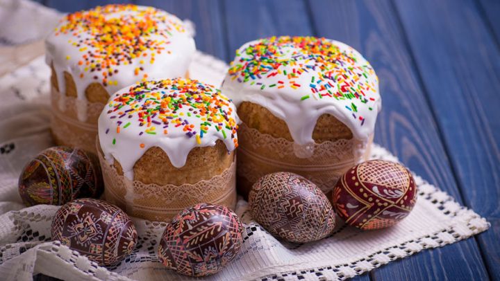 Сколько стоят пасхальные куличи в Горловке?