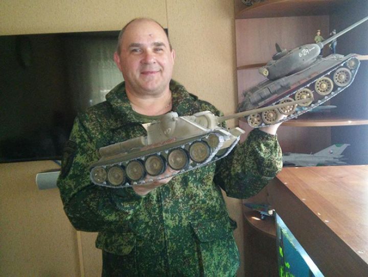В свердловской налоговой прошла выставка моделей танков времен ВОв