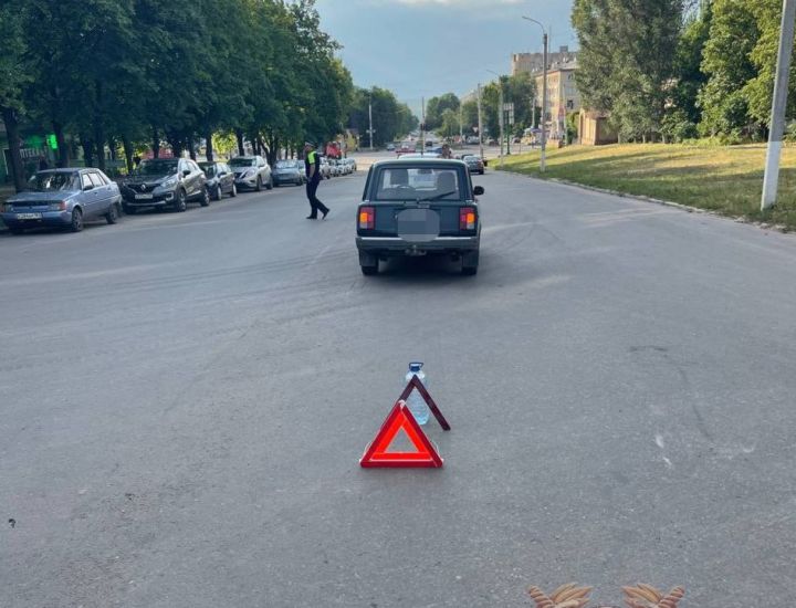Очередной сбитый пешеход, перебегавший дорогу: в Луганске произошло ДТП с пострадавшей 