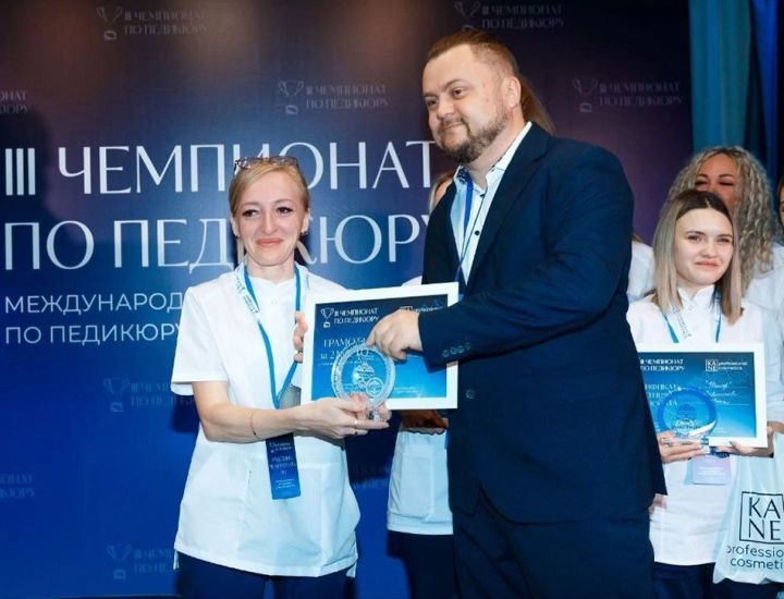 Мастер маникюра из ЛНР занимает призовые места на чемпионатах России. О работе Юлии Кабашенко