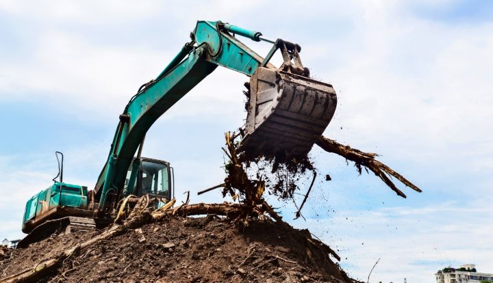 В Луганске начнут сносить старые двухэтажки: что будут строить на их месте? 