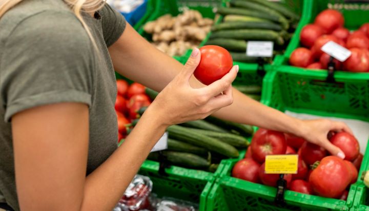 Россиян ждёт новый удар по кошельку: продукты первой необходимости снова дорожают