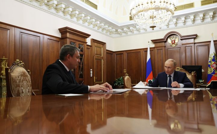 Состоялась встреча Пасечника и Путина: обсуждались промышленность, сельское хозяйство и восстановление ЛНР