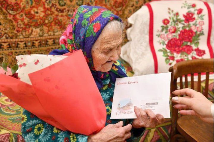 В ЛНР живёт уникальная женщина: ей исполнилось 105 лет
