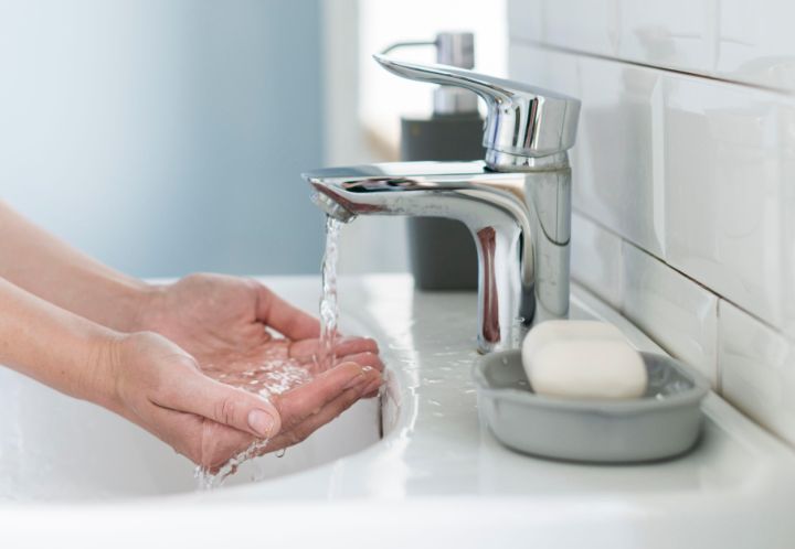 В Луганске и районах 3 октября ожидаются массовые отключения воды: полный список улиц