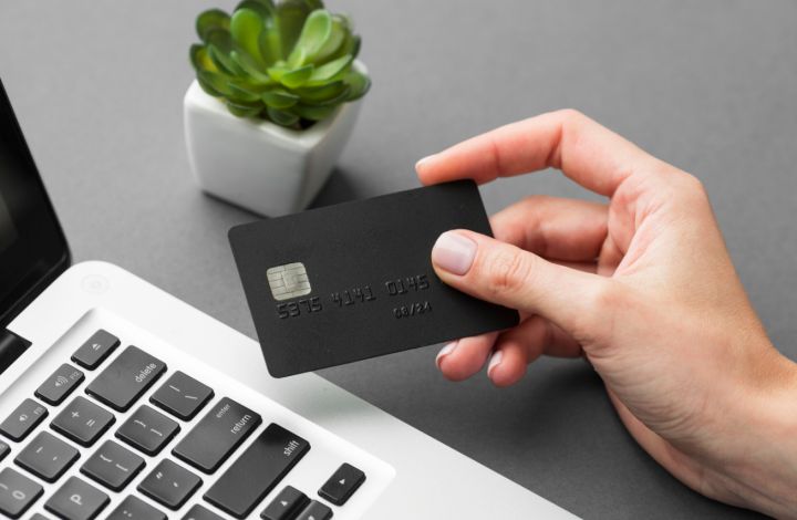 Карты Visa и Mastercard полностью отключат в России