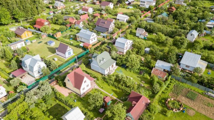 Кто в ЛНР может бесплатно оформить землю до 2028 года? Парламент изменил закон