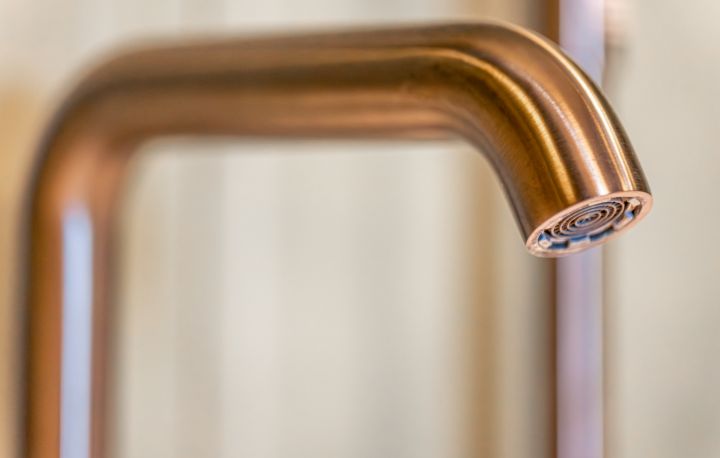 Ещё несколько городов ЛНР остались без воды из-за аварии: известны сроки восстановления