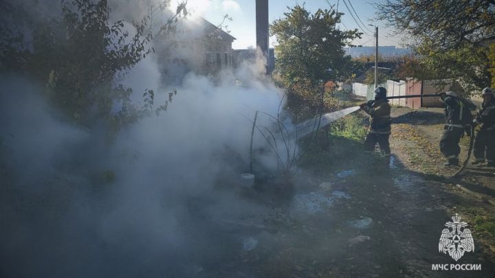 Растопка печки стала смертельной: мужчина погиб на пожаре в Луганске