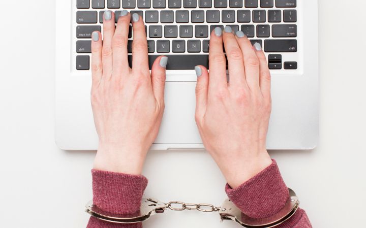 Луганчанка оформила кредиты на мёртвого, но попалась