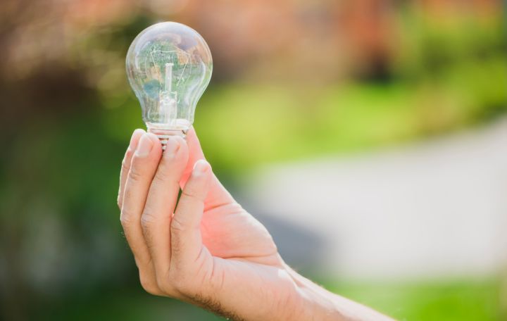 В ЛНР отменили экономию электроэнергии - свет возвращается на улицы