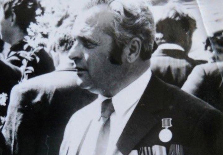 Память об отце Петре Кардаше в архитектуре Краснодона