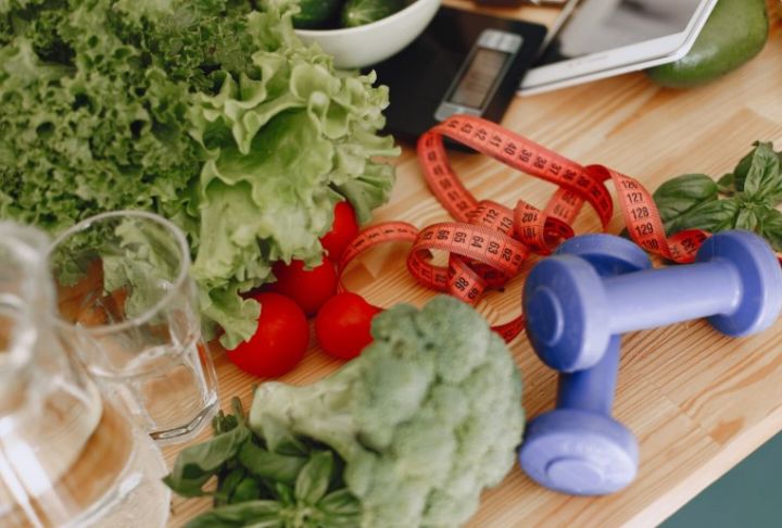 Когда нужно начинать вести здоровый образ жизни? Отвечают свердловчане