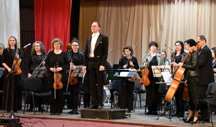 Луганская филармония провела концерт в Чернухино в рамках акции «Искусство без границ»