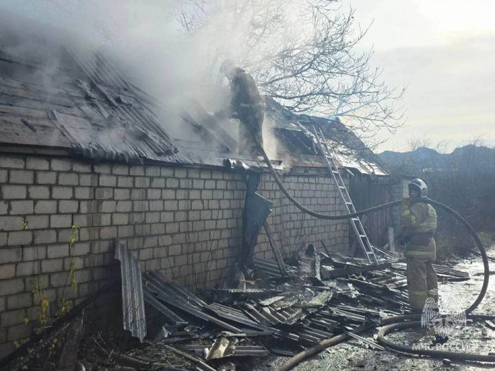 Сгорели заживо из-за сигареты: в ЛНР расследуют трагичный случай пожара 