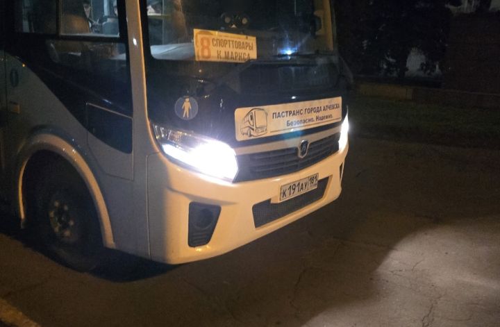 Перевозчики в маршрутках ЛНР всё чаще прячут терминалы для оплаты