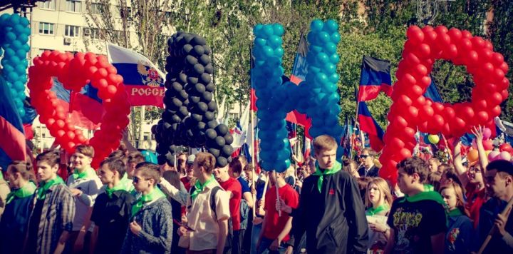 Путин поздравил жителей ДНР с Днём Республики