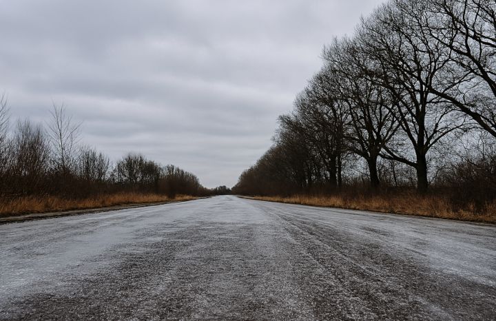 Снова мороз и гололёд ожидаются в ЛНР 3 декабря: синоптики дали подробный прогноз погоды