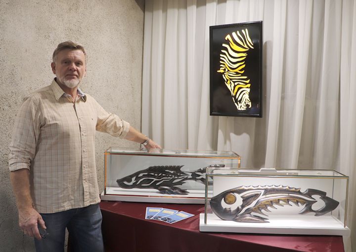 Интервью со свердловчанином Эдуардом Лиманкиным, который создаёт скульптуры рыб