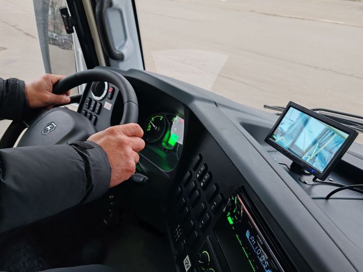 Минтранс проверит перевозчиков одного из маршрутов ЛНР из-за жалоб на стоимость проезда и хамство водителя