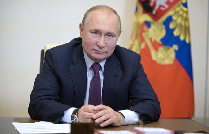 Президент России поздравил жителей ЛНР с Днём Республики