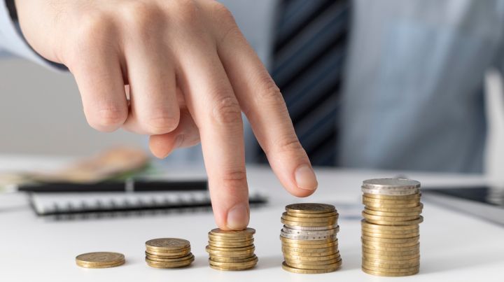 Вырастут не только пенсии: какие еще выплаты увеличатся в ЛНР в 2026 году? 