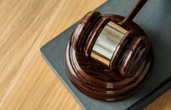 Будучи пьяными зарезали товарища: в ЛНР осудили мужчин, убивших знакомого в новогоднюю ночь