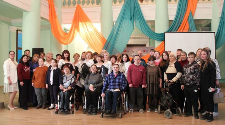 Развить свой талант может каждый: в Краснодоне прошёл жителей с ограниченными возможностями