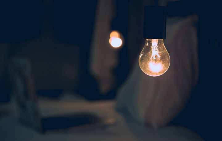 Как действовать при аварийном отключении света в ЛНР в новогодние каникулы