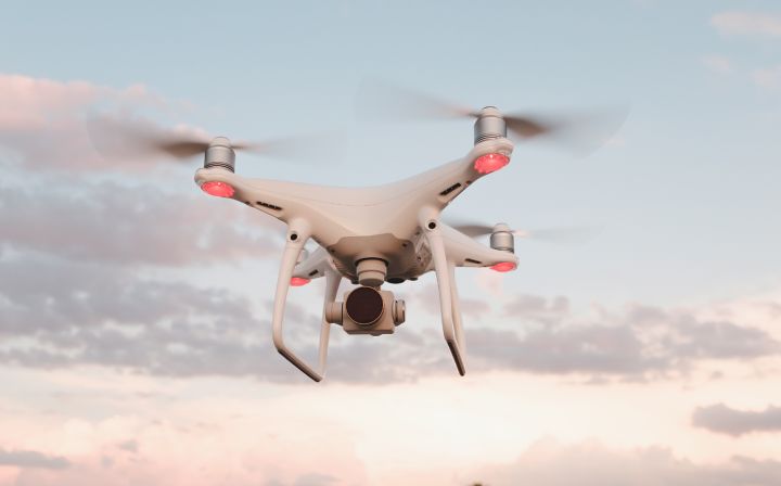 ЛНР снова оказался под огнём ВСУ: повреждена дорожная техника 