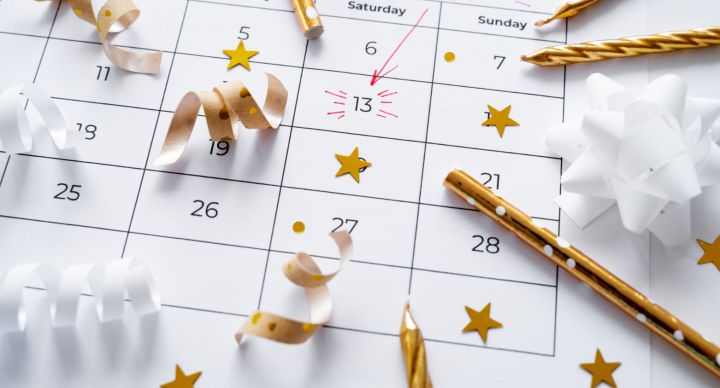 Новогодние каникулы в ЛНР: расписание МФЦ, больниц, ГИБДД и банков