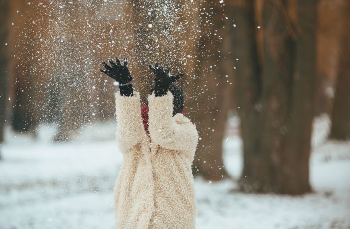 Со снегом, морозами и по-праздничному: какой будет погода в ЛНР в последний день года? 