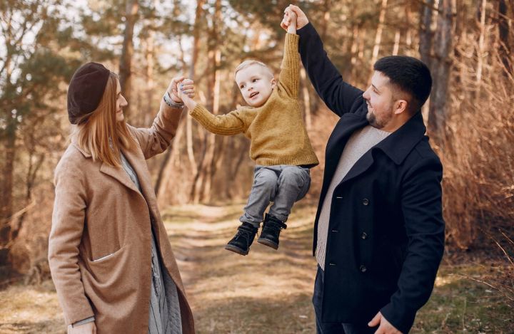 Все годы декрета пойдут в стаж: что изменилось для семей с детьми с 2026 года?