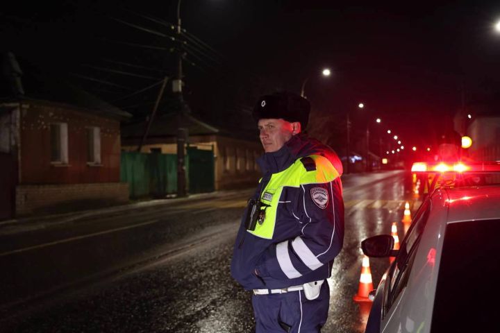 Тонировка авто и неповиновение полиции довели луганчанина до тюрьмы: его посадили на 10 суток 