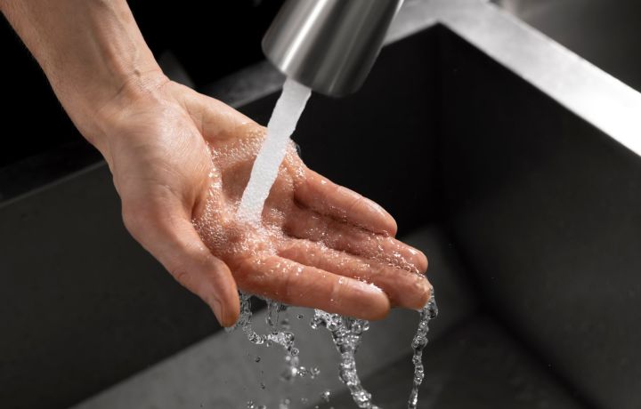 В ЛНР 14 января возможны временные отключения воды: опубликован список адресов