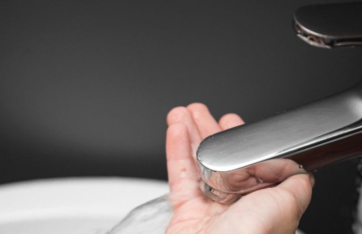 В Луганске и ряде районов ЛНР 15 января возможны перебои с водой