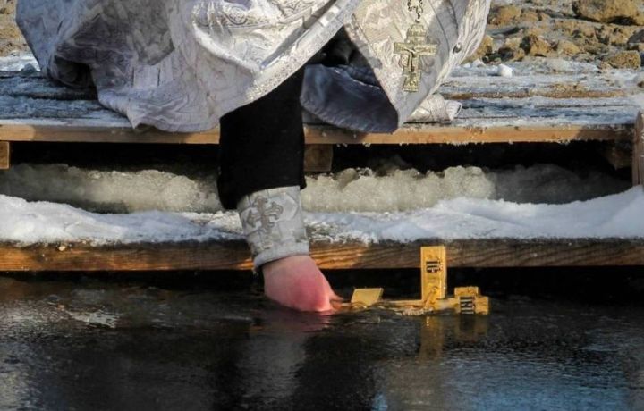 Где и когда в Луганске можно окунуться на Крещение